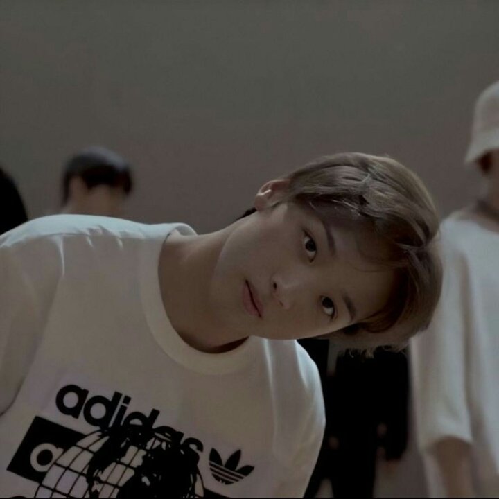 loptto's tweet photo. Hai, gw Haedar Chandra
Panggil ae Chandra
Temenan yok friendless ni

Mutualan? Rt
Fambest? Rep/dm ga galak

Sekian, thanks
#roleplayerkpop #roleplayerindonesia #roleplayerindo #roleplayer #rpwindonesia #Rpw https://t.co/y75J8tYKBI