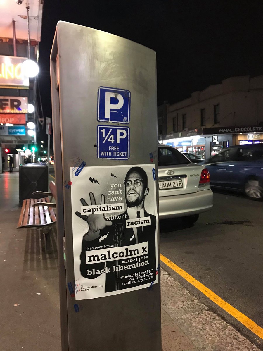 Mecra's tweet photo. Malcolm X'in mesajı, Sydney sokaklarında: 

"Irkçılık olmadan, kapitalizme sahip olamazsınız" https://t.co/Q8OQqiJl7Y