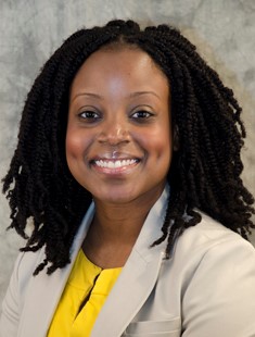 At the <a href="/ruralhealth/">National Rural Health Association</a> conference, <a href="/HollyAndrilla/">Holly Andrilla</a> from <a href="/wwamirhrc/">WWAMI RHRC</a>, Alva Ferdinand from <a href="/SouthwestRHRC/">SRHRC Rural Health</a>, and @jmeberth from @RMHRC_UofSC will present on:

📊Cancer Research and Findings from 3 #RuralHealth Research Centers 
📅 June 17, 4 PT.

#CancerResearch #NRHAGoesVirtual