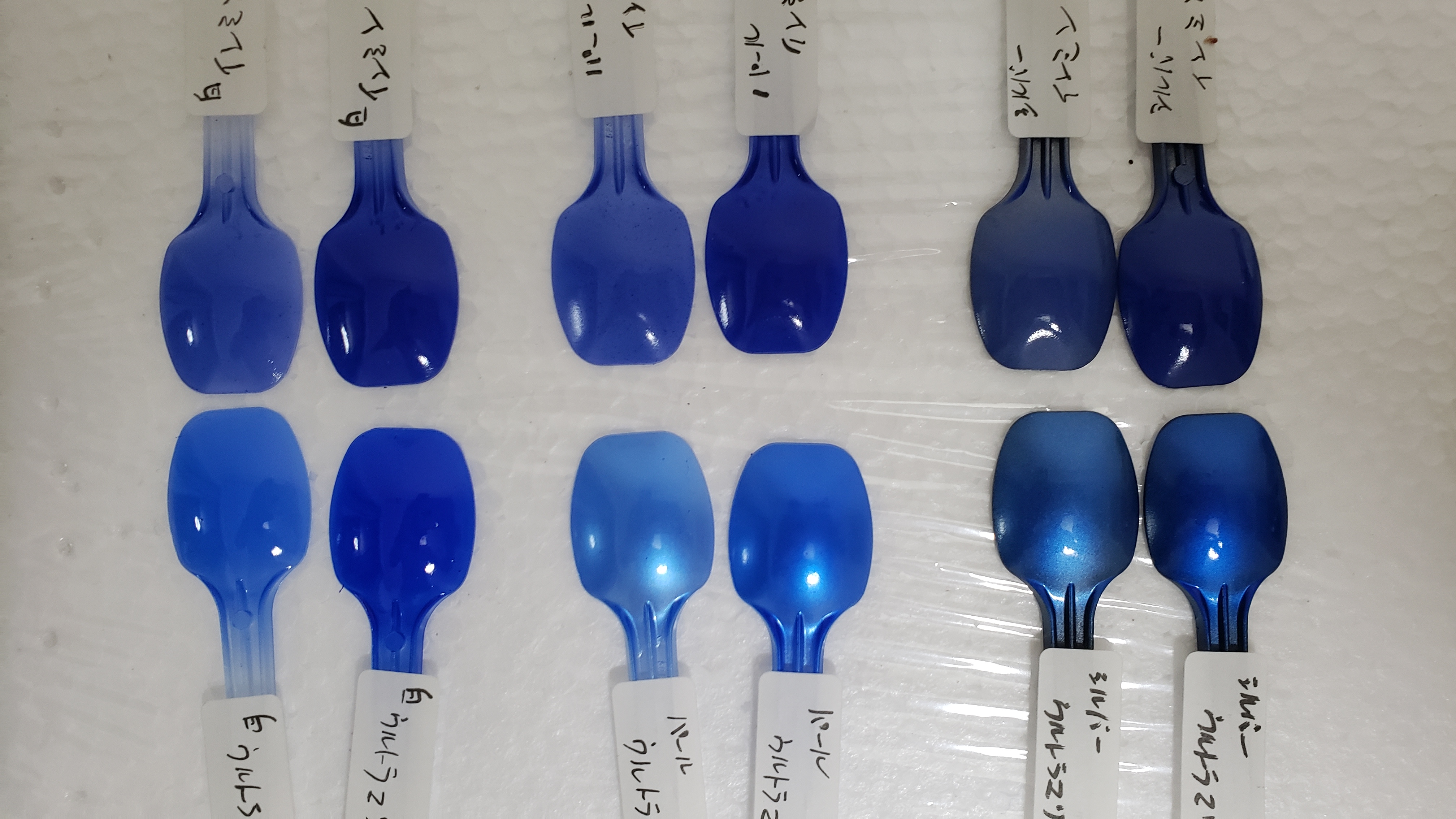 べにずわいがにえびみ どなたか水色のメタリック塗料ご存じでしたら教えてくだせぇm M 深い綺麗な青のメタリック とかはいっぱいあるんですけど薄い綺麗な青のメタリック探してます Twitter