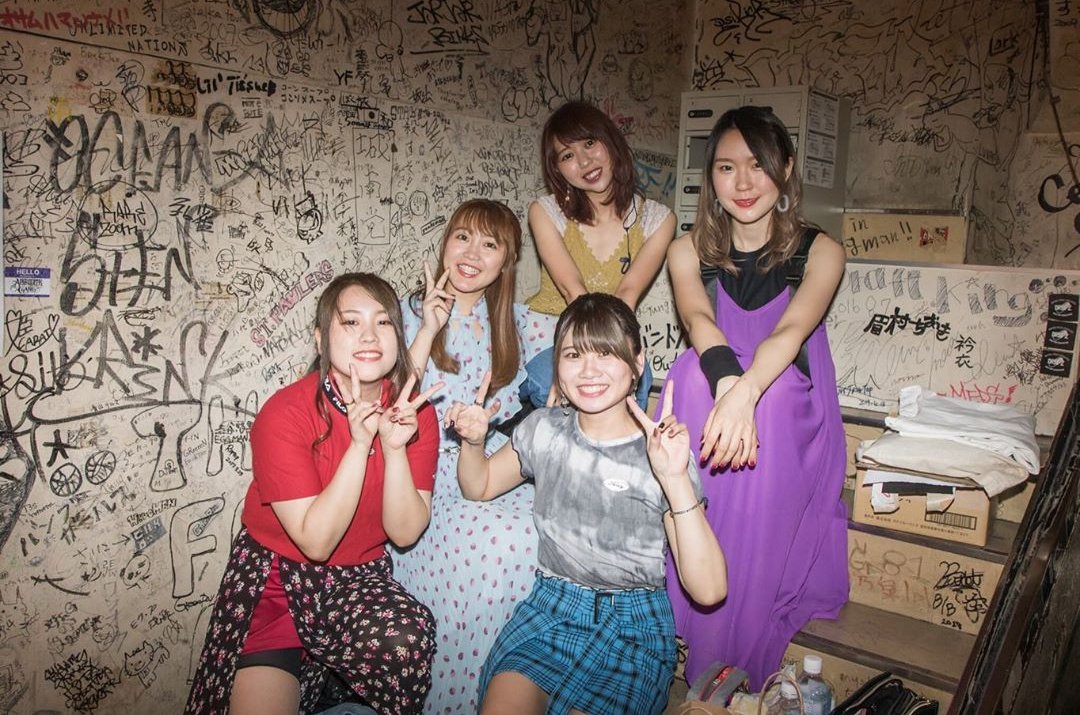 gonkanegon's tweet photo. #ロックの日
#ロックの日なので好きなロックバンドをあげていく
#SplitBoB
Split BoB
『L.I.M』
https://t.co/FGq54WkMsc
『Re:flower』
https://t.co/kC96CqMnB7 https://t.co/oKkimORXjg
