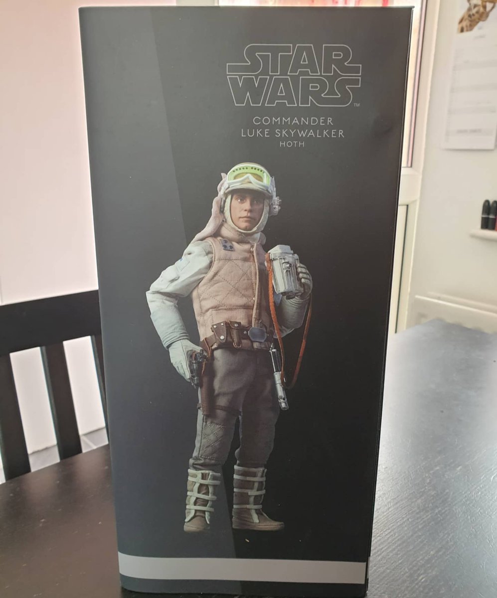 SmMarwood's tweet photo. Mail Call 😍
Sideshow Commander Luke Skywalker Hoth into the collection. More pictures to follow when his buddy Han Solo Hoth arrives in a few days.
#StarWars #sideshowstarwars #sideshowcollection #sideshow #onesixthscale #LukeSkywalker #hoth #collection #starwarsfans https://t.co/i6gUYR1WGr