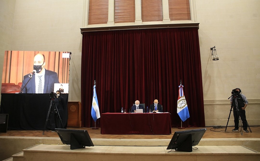 GustavoPuccini's tweet photo. 🔸️Fondo Fiduciario Provincial #SantaFeProduce, una herramienta q P.E. anterior envió en el 2019. Fundamental para q el Estado Pcial pueda conformar un fideicomiso d administración y financiero con el objetivo d incentivar, fomentar e impulsar el desarrollo productivo d la Pcia https://t.co/Gp5yaw2vQx