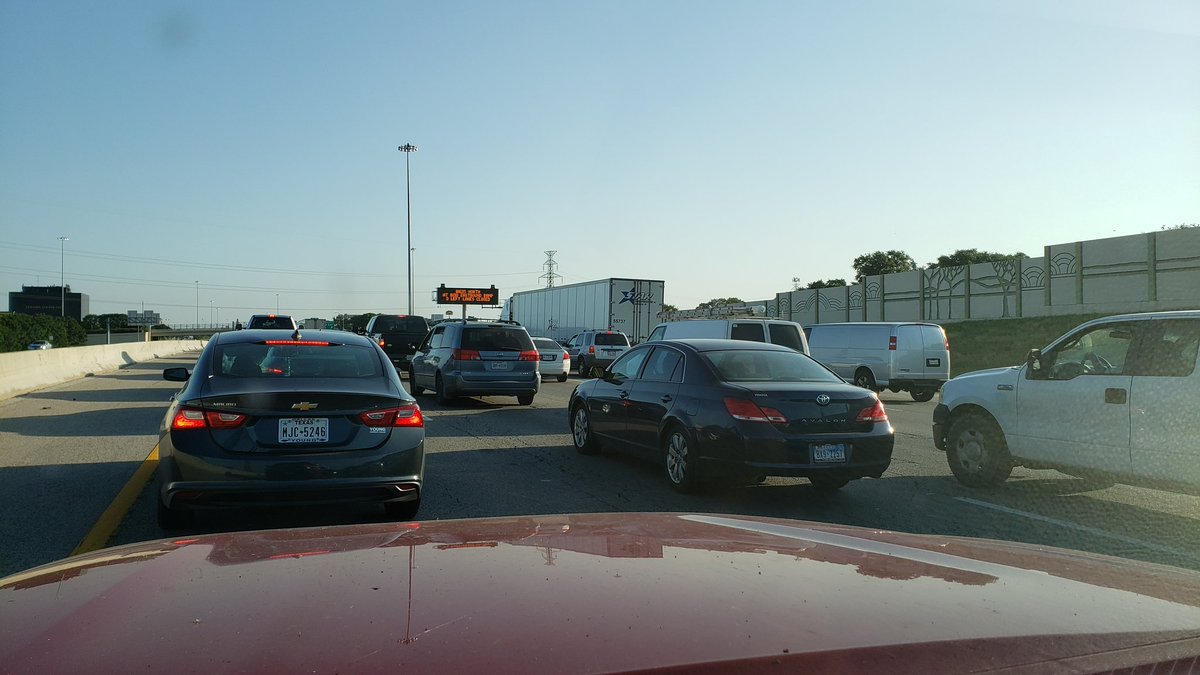 SaulGarzaMedia's tweet image. How I missed morning rush hour on 635. #dfwtraffic #OldNormal
