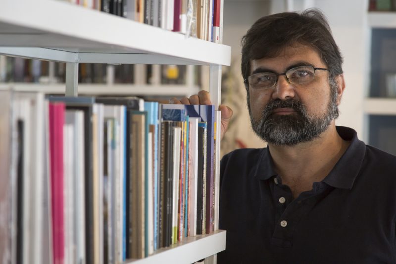 #Agenda #Poesia Poemario de Aturo Gutiérrez Plaza ahora en papel y voz.

ow.ly/F6OS30qNXiD