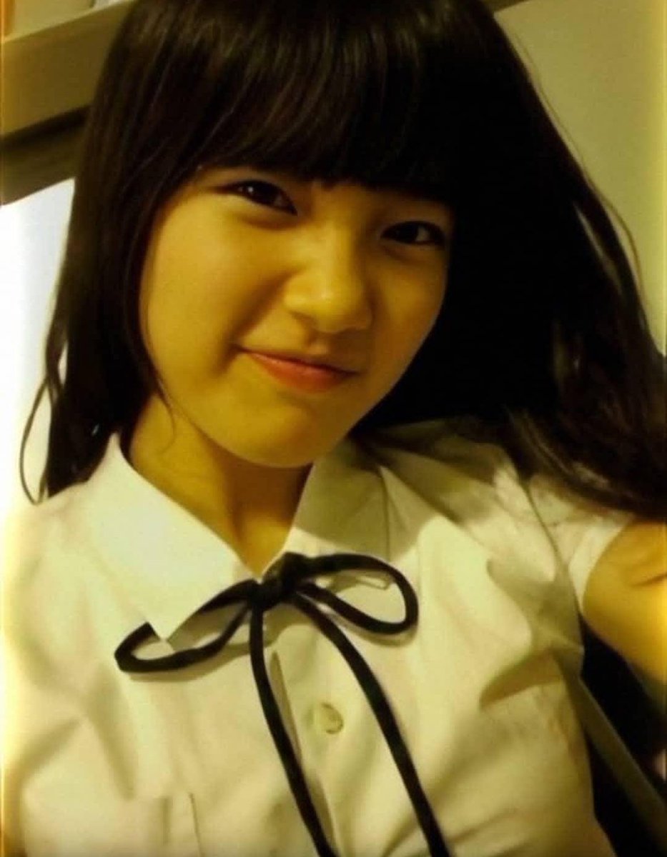 fejisumi's tweet photo. Bir insanın predebut fotoğrafı bu kadar mı güzel olur yaa. Dünya'nın en güzel kadını Bae Suzy 👑👑 (bu foto komik fotosu olmasına rağmen bir prenses gibi şimdi ise o bir kraliçe 👑) https://t.co/TSgPc4OZNl