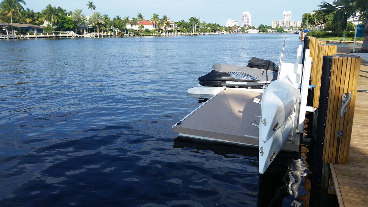 Accudock Kayak Launch