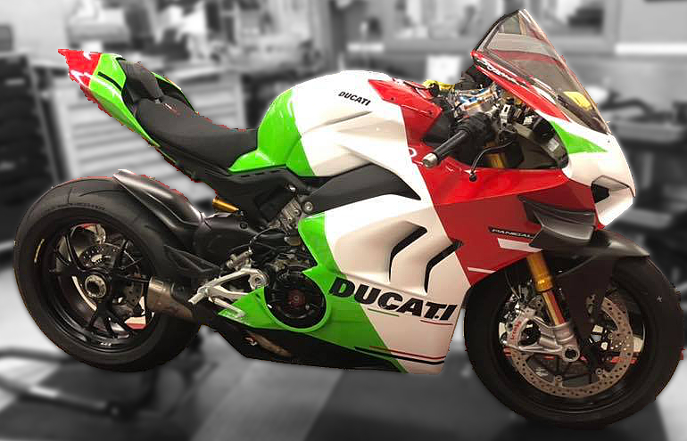 The Ducati Panigale V4r bodywork we painted in March for @DucatiCoventry  is now built 🏁
#ducativ4r
#ducati
#ducatipanigalev4r
@DucatiUK 
@DOCGB1 
@DucatiMotor 

#ragedesigns