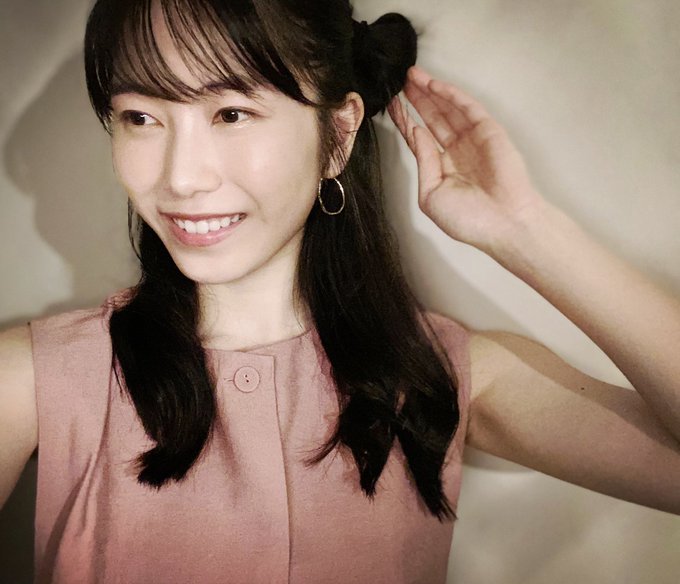 横山由依が新たな髪型でイメチェン ノースリーブ姿にファン いつもなんでも似合うマジ神 Akb48グループ 坂道グループ情報ブログ