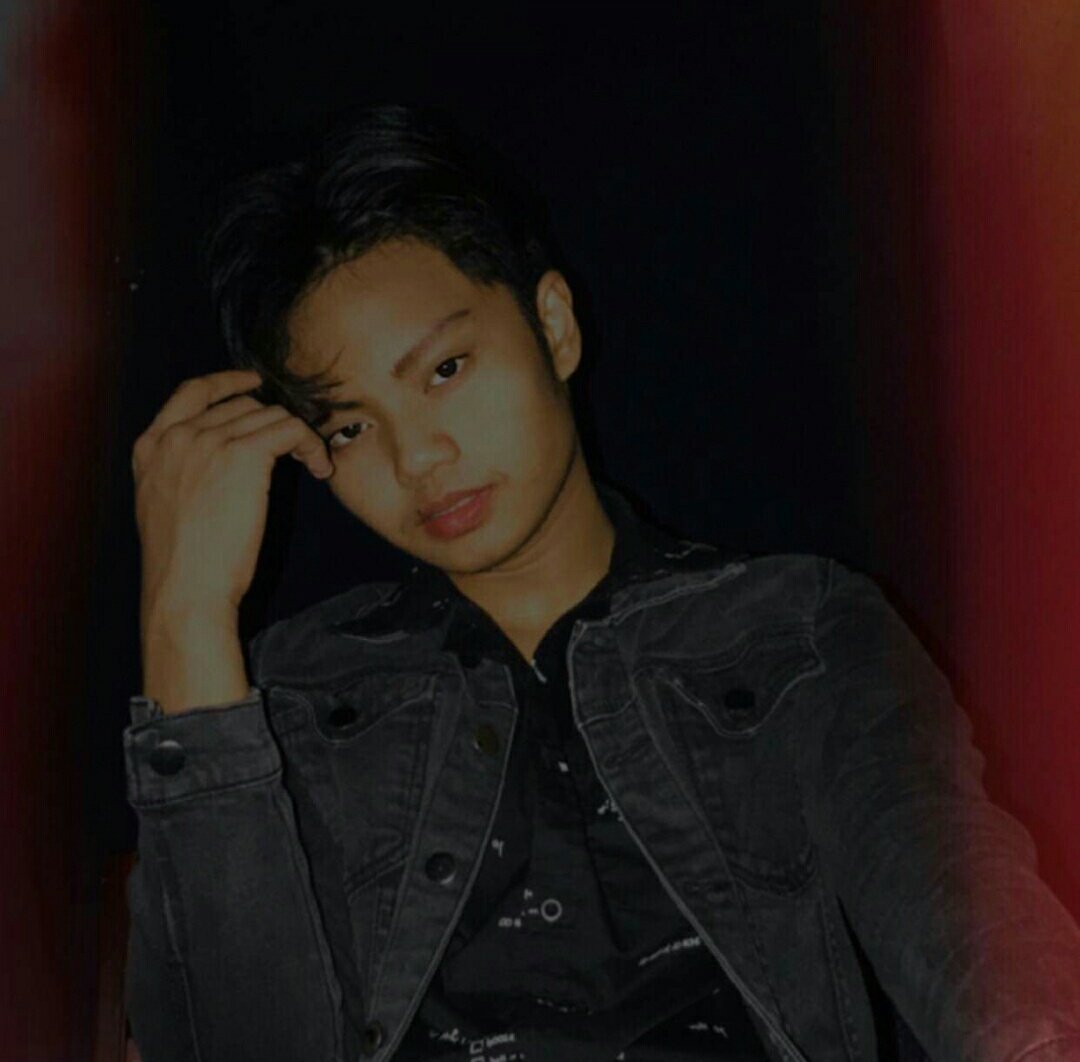 ChriziaHenson's tweet image. Salamat Lazada
Tercero hmmm
#AMIGOSFOREVER