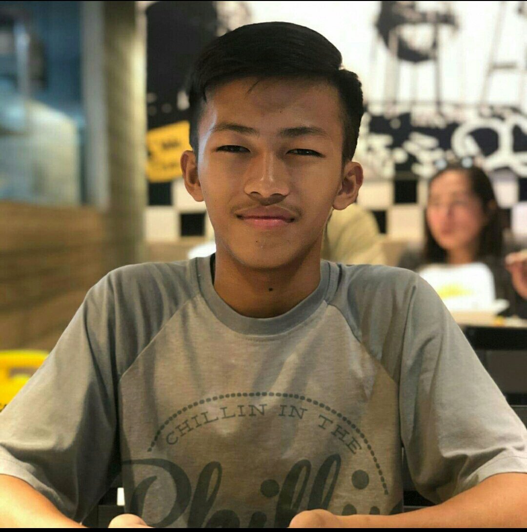 ChriziaHenson's tweet image. Salamat Lazada
Tercero hmmm
#AMIGOSFOREVER