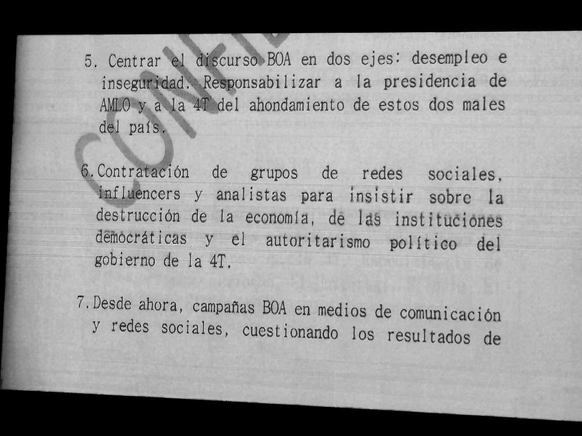 jenarovillamil's tweet photo. #ConferenciaPresidente. Presentan un documento confidencial de un presunto Bloque Opositor Amplio (BOA) para desplazar a Morena y al gobierno actual en las elecciones del 2021. https://t.co/ffoGXoWuVH