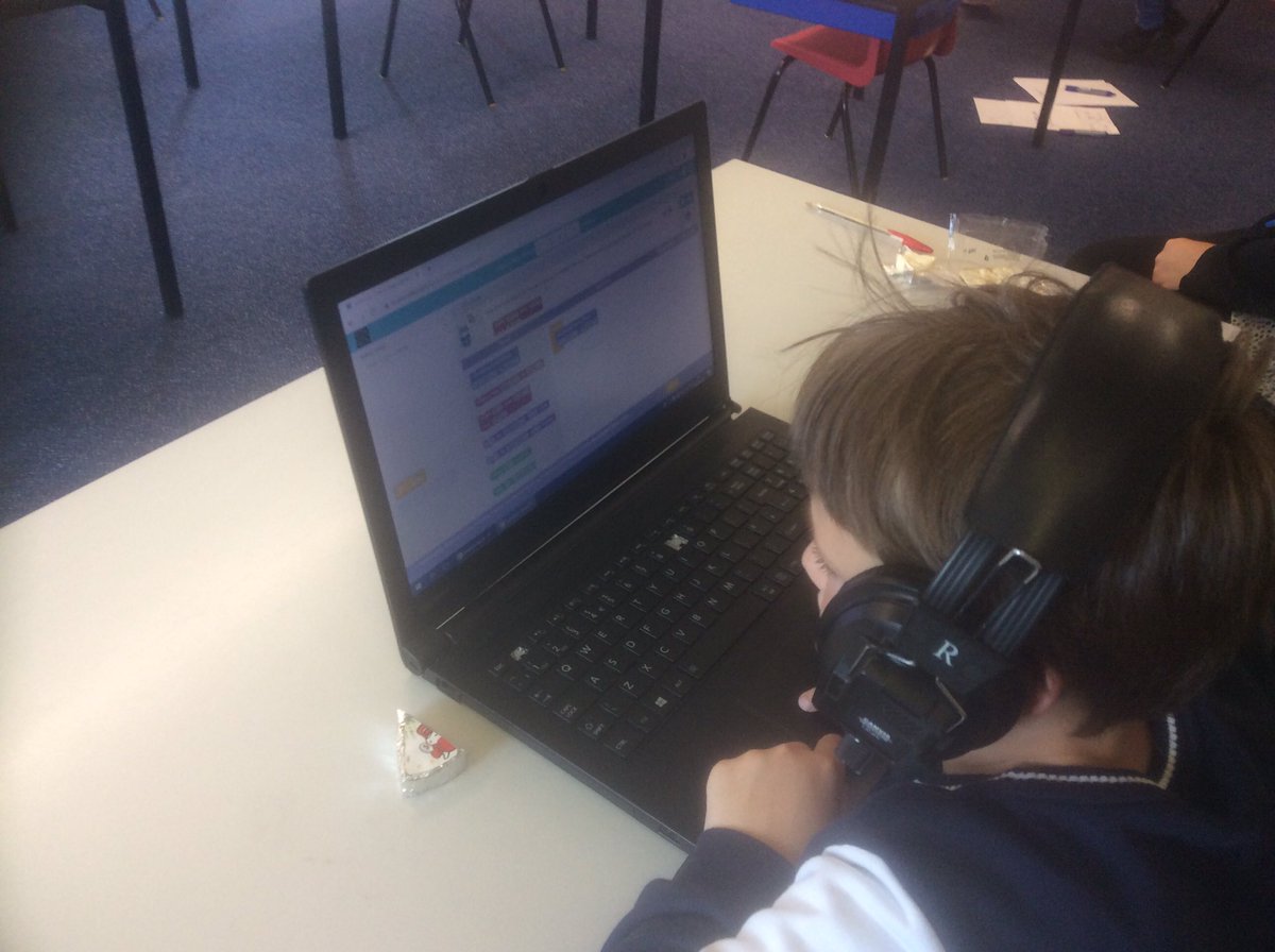 OlympiansStm's tweet image. Some of us have been coding this afternoon creating our own characters and making them dance #stmComputing #stmCoding