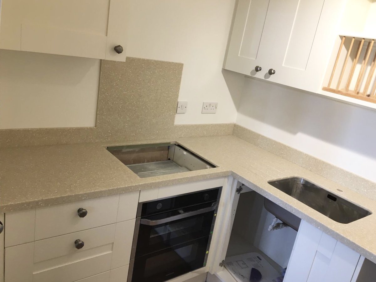 Streamline Solid Surfacing tweet media