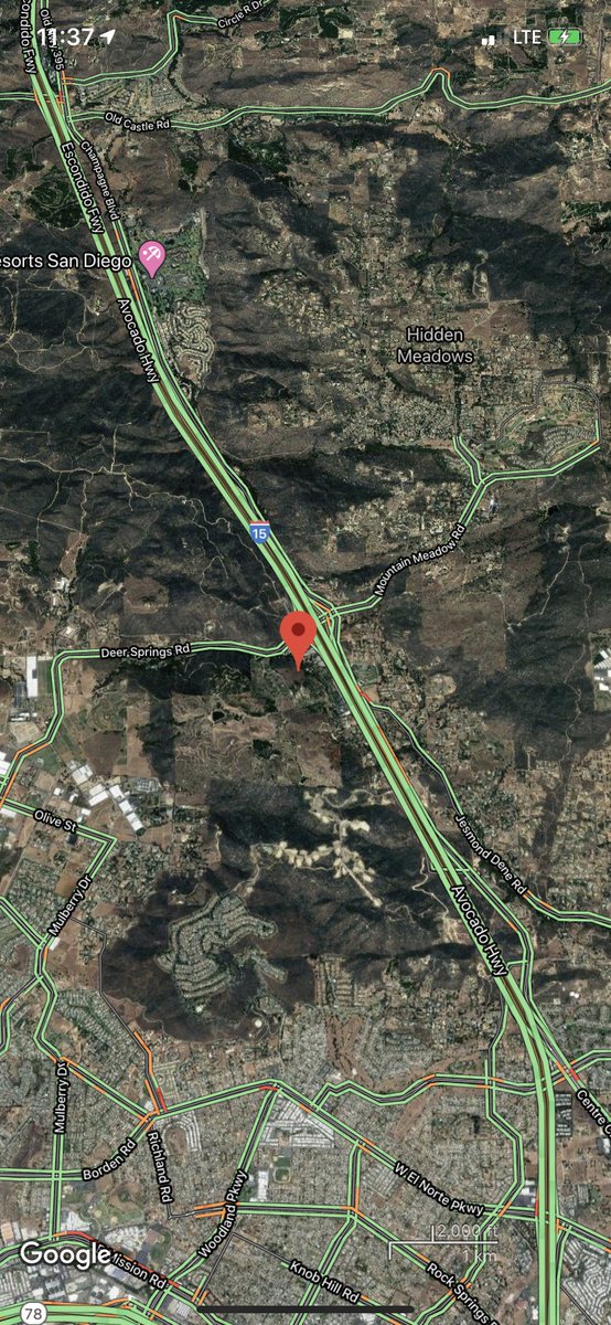 CALFIRESANDIEGO's tweet image. .@CALFIRESANDIEGO is at scene of a one acre vegetation fire near Mesa Rock Rd and Deer Springs Rd in the community of Deer Springs.  Firefighters are making progress and there are no evacuations associated with this fire.
#DeerFire