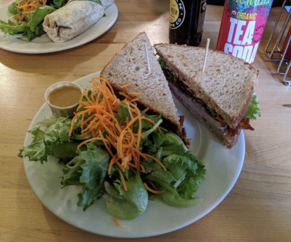 413Express's tweet photo. Life is hectic. Use our Pre-Order option to get ready made meals ahead of time! ....
...
..
...
#Supportlocal #deliveryexpress #westernmass #food #foodie413 #deliveryfoodservice #hungry #takeout #delivery #curbside #staysafe https://t.co/0zYr37WGSM