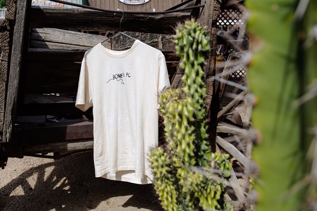 OneFootballHQ's tweet image. Thanks to our friends over at @bonesfc_, you can #WIN a Dawn tee from their Dawn-Dusk Collection! 🙌 To be in with a chance of winning:

1️⃣ RT this post
2️⃣ Follow @bonesfc_ &amp;amp; @Dugout 
3️⃣ Tag a mate 

The winner will be announced next Monday! Good luck 🤞