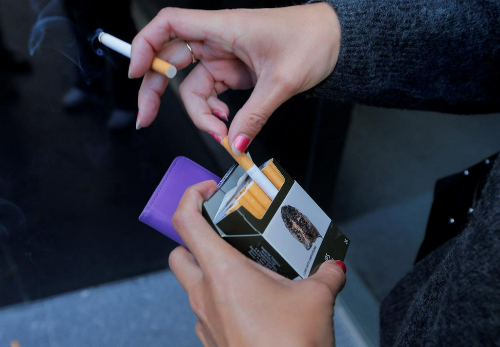 WTO backs Australia in appeal over its tobacco packaging law reut.rs/3hbbi1g