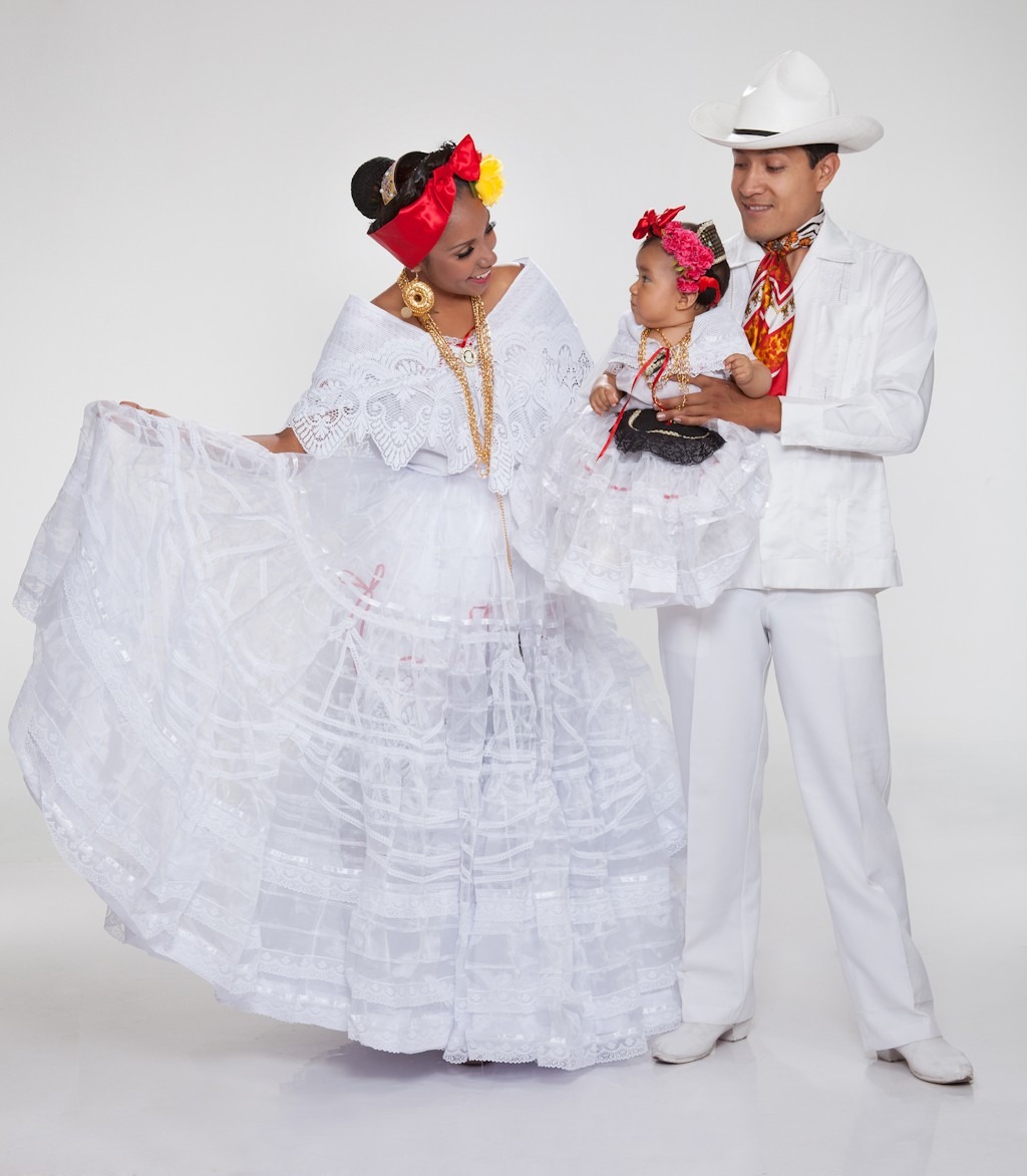Htl_CJM's tweet photo. Sabías que en México hay muchísimos trajes típicos mexicanos y cada uno está hecho a mano con esmerada delicadeza.

https://t.co/bqYACZ8Gfy

#MexicoNosVemosPronto #MexicoLoveYouSoon #SalvemosElTurismo

#Morelia #Michoacán https://t.co/CaP3j2uvwc