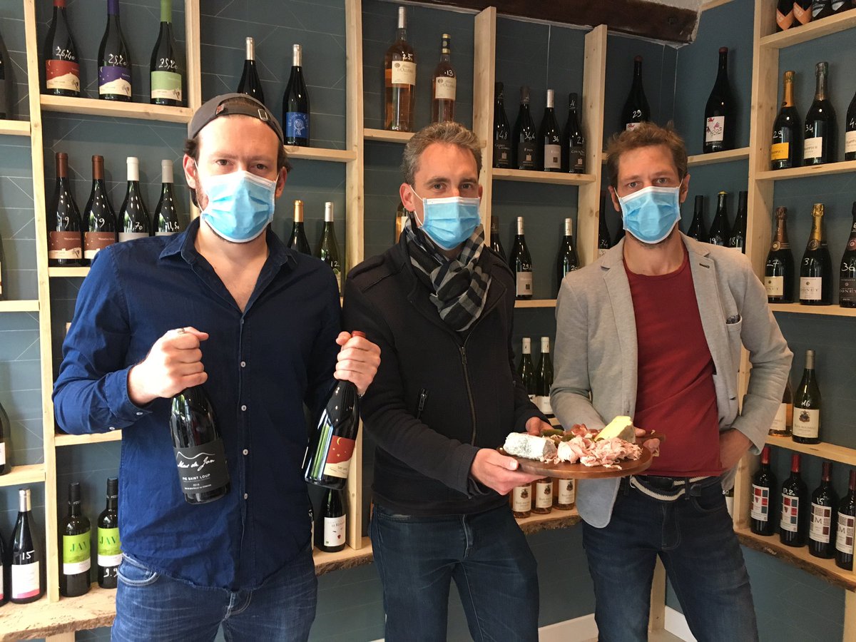 Laurent Brosse On Twitter Inauguration Du Bar A Vins Jaja Nouvellement Installe Au 8 Quai De La Republique Vin Fromage Charcuterie Une Offre Qui Vient Enrichir Celle Des Restaurants Et