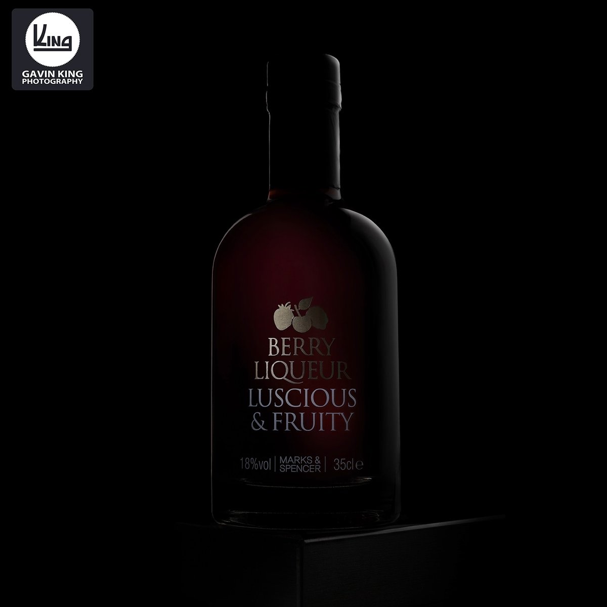 ItsGavinKing's tweet photo. This isn't just any Liqueur, it's an M&amp;S Liqueur. 
Beautiful looking bottle with a nice dark liqueur to shine some light through. Single Flash set up. 📸🍹
.
#liqueur #alcohol #productphotography #productphotographer #marksandspencer #gavinkingphotography #suffolkphotographer https://t.co/43E5SjCKB2