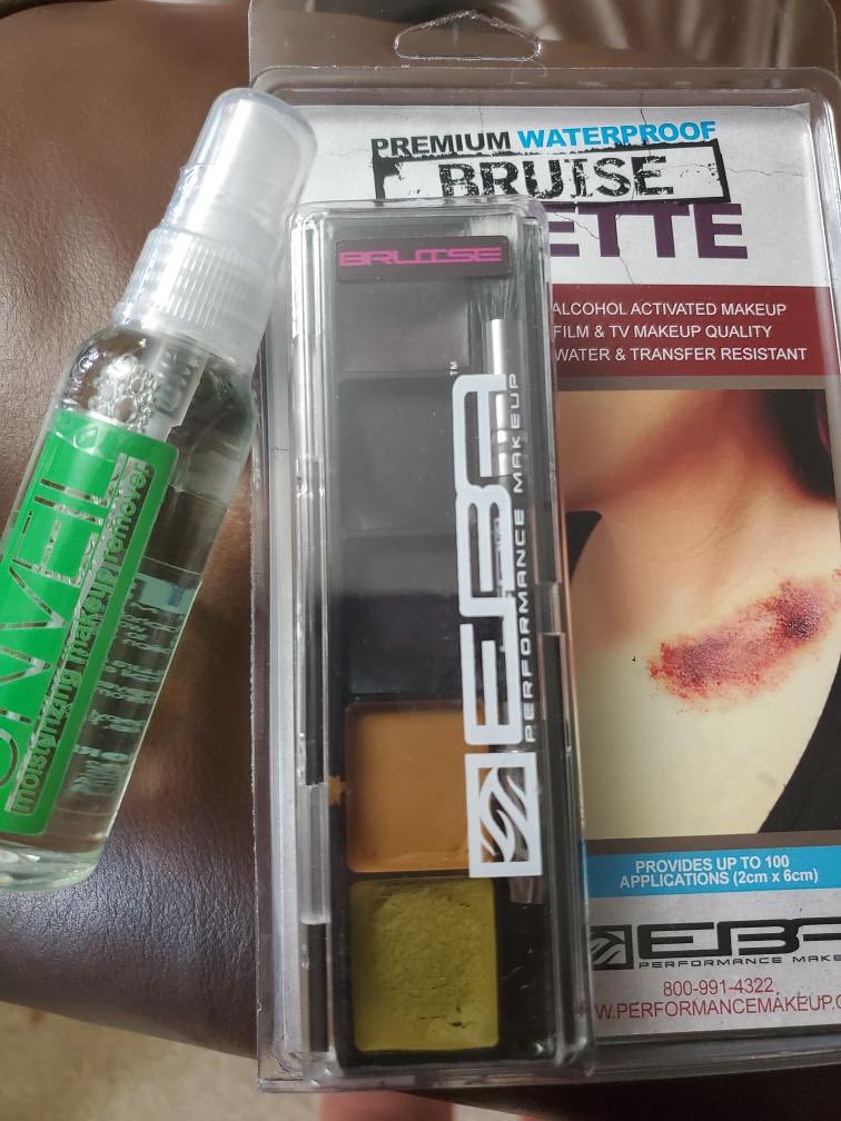 simgeekspodcast's tweet photo. I’m sitting in an airport while more supplies for the @SimGHOSTS class “moulage crash course” are hitting my doorstep at home. I hope to see some of you there. You only have this week to sign up! So what are you waiting for?!?! #simghosts #simgeeks #hcsim #hcsimulation #moulage https://t.co/Ac84fiqoed