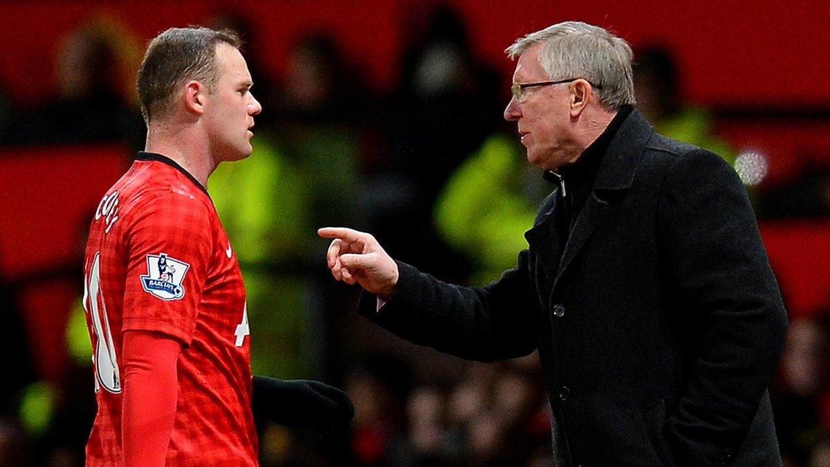 MoreZanFootball's tweet photo. Rentrons un peu plus dans le cœur du jeu et essayons de comprendre la patte Ferguson 🕵🏻‍♂️

Un peu de tactique que j’ai essayé de décrypter au mieux en espérant que ce nouveau type de contenu vous plaise, soyez indulgents 😂

Bonne lecture ! ❤️

A dérouler ⤵️ https://t.co/8Q6KhLQXXo