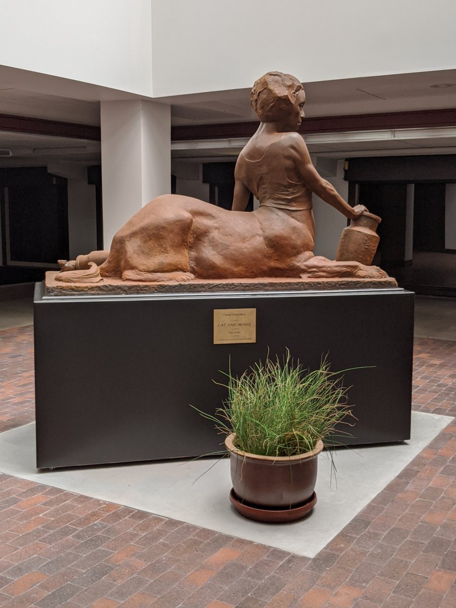 GarveyCenter's tweet photo. "Cat and Mouse," a commissioned sculpture by local artist, Craig Campbell, now calls our Kiva home! "I was looking for something with an art deco style that would tie into the architecture." Nick Bonavia, Willard Garvey's grandson, told us in an interview.
https://t.co/bAkEEB6TqL https://t.co/Wi8NBWLpx2