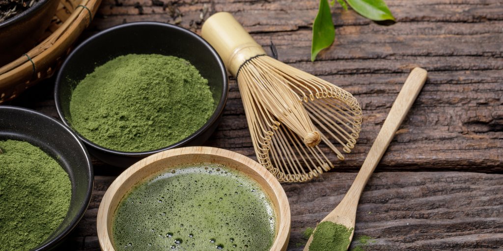 deadseamoringa's tweet photo. Taking a green super-food supplement on a regular basis is a great way of rounding out your diet and giving your health an extra boost. But do you choose matcha or moringa? 
https://t.co/PWMGYxPEJF
#Moringa #Matcha #Superfood https://t.co/gzEzET7E92