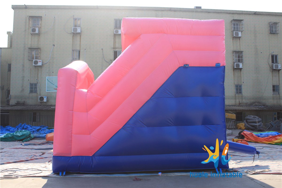 huale_co's tweet photo. Lovely pink color with simple design, do you want to get more information?
#factory #hualeinflatable #slide #dryslide #toy #children #kids https://t.co/GOVUqA1MyM