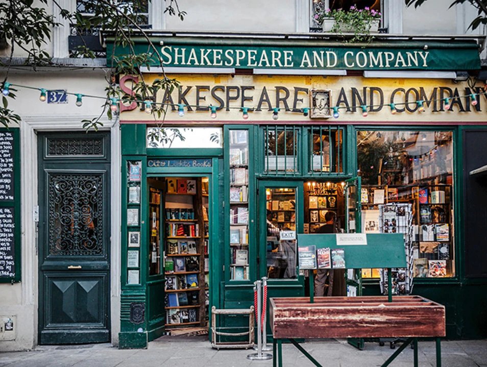 ParisAMDParis's tweet image. Shakespeare and Company Bookstore      Paris 
Pinterest