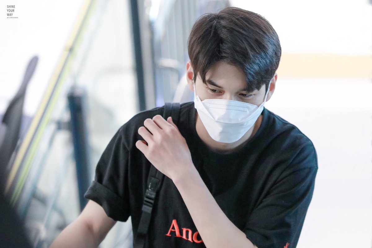 shineurway_ong's tweet photo. ［HQ］200609 GMP

#옹성우 #ONGSEONGWU https://t.co/34le9Og4xO
