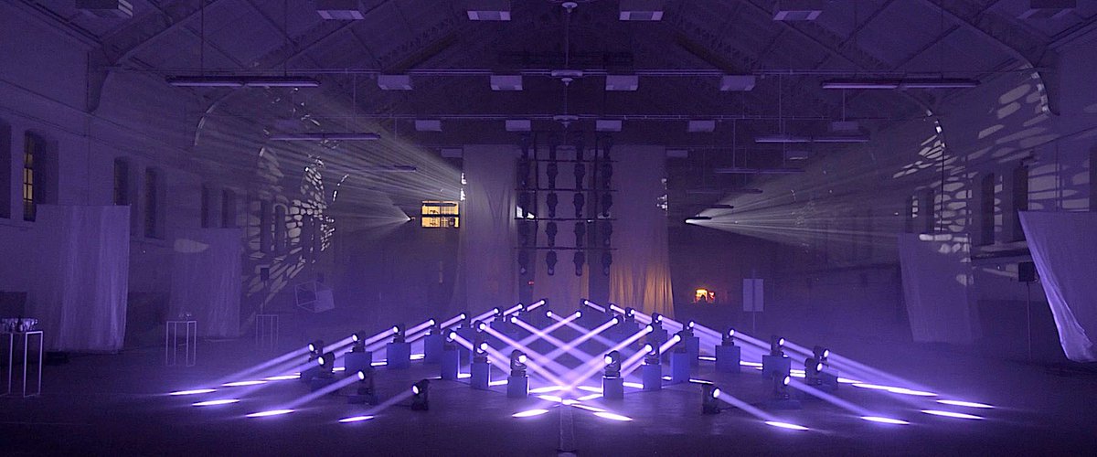 Robelighting's tweet photo. Wanting something special to celebrate the 25th Anniversary of the design practice @ACTLDofficial, they crafted a fluid & mesmeric display of lighting art using @Robelighting #Spikie, #SilverScan & #T1profile luminaires plus ANOLIS #Divine LED luminaires.
https://t.co/870KwKoSBN https://t.co/EabSoXu7ut