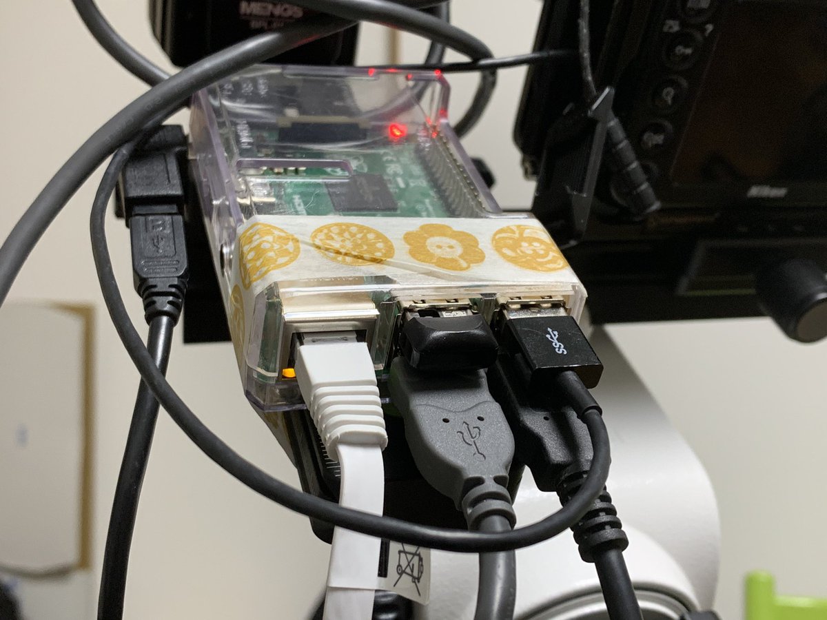 RaspberryPi2に刺したWiFiドングルが古くて古すぎたか？