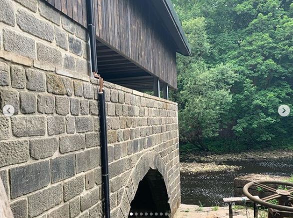 EmmaBohan's tweet photo. We are loving this water source project using @vaillantuk FlexoTherm and energy blades - great place for a lovely office #advance #heatpumps #commericalproject #renewables #watersource @cj_Vaillant @mark_vaillant https://t.co/bWS3ihgZdw