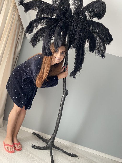 Under Palm 🥰😁 https://t.co/BTiY0t97UF<a href="/tag/work"class="tags"><span>#work</span></a><a href="/tag/shooting"class="tags"><span>#shooting</span></a><a href="/tag/budapest"class="tags"><span>#budapest</span></a><a href="/tag/czechgirl"class="tags"><span>#czechgirl</span></a><a href="/tag/jenifer"class="tags"><span>#jenifer</span></a>