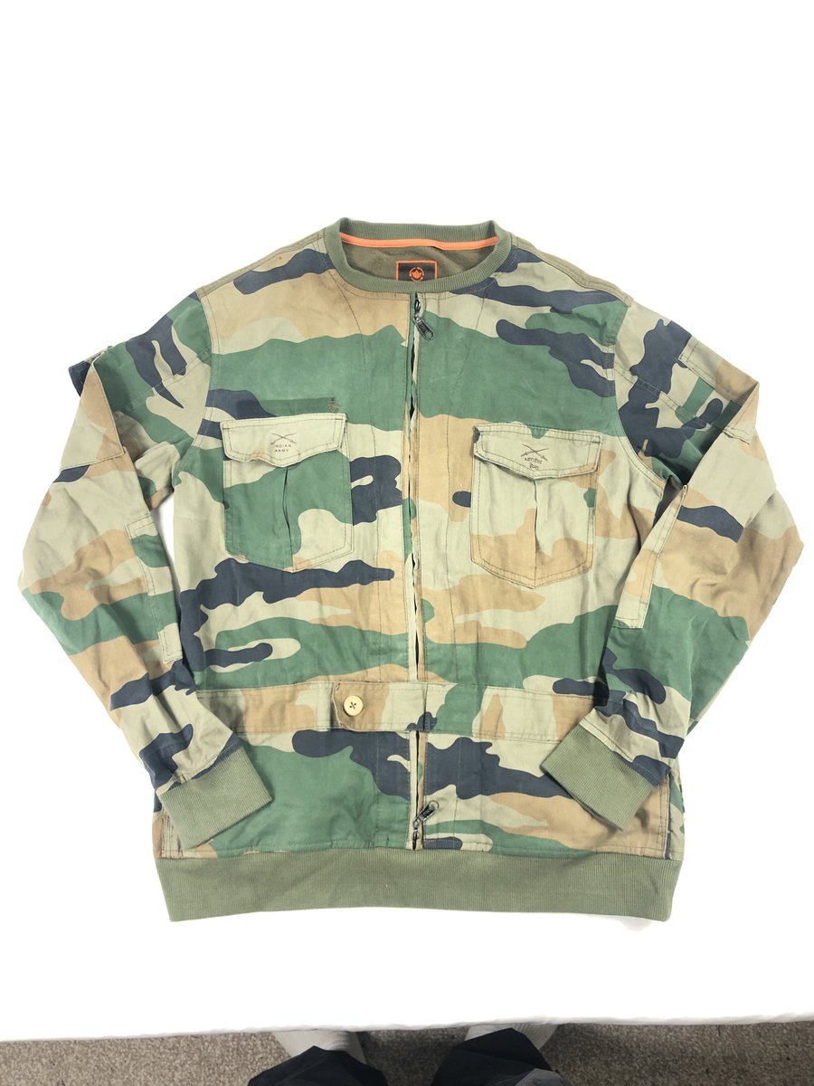 rarethreadss's tweet photo. #maharishi #punjabiarmy crewneck sweatshirt now available via https://t.co/O5TwWgz2rt 
#fashionsale #fashion #sale #shopping #ksa #z #uae #rich #baden #secondhandschweiz #fashionlove #onlineflohmarkt #flohmi #kleiderverkauf #secondhandlove https://t.co/sDIsVFlEbp