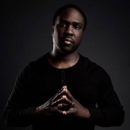 SoulBounce's tweet photo. LISTEN: @derrickhodge Drops ‘Not Right Now’ & Announces New ‘Color Of Noize’ Album 🎶 https://t.co/fJMI4KTTeJ #DerrickHodge #NotRightNow #ColorOfNoize #SoulBounce #music https://t.co/TzY9vXshRc