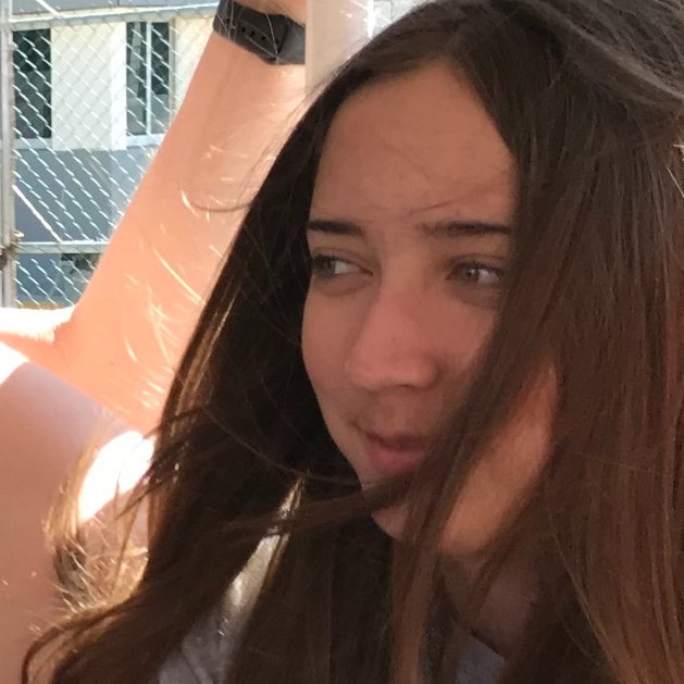 Missing Teen in #StAlbert: Anna Stephen is 14y/o. She was last seen on June 8 at 1:30 p.m. around St. Albert Trail and Lennox Drive. Wearing black leggings, black wind breaker and black shoes. She's 5'5, 125 lbs, has long brown hair and hazel eyes. Please RT? #yeg