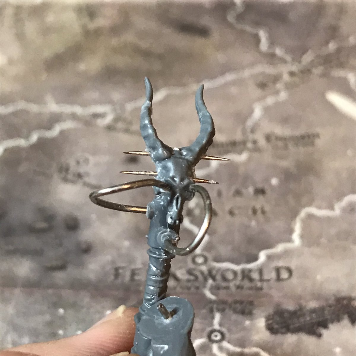 KierdaleModels's tweet photo. WIP #Snakebite #runtherd. Must GS him a beard as all the old metal ones had them. Has a megaphone for similar nostalgia. The horns of his grotprod will be metal.
#paintingwarhammer
#warhammercommunity
#ウォーハンマー
#spaceorks
#waaarghgrimsnaga
#runtherd https://t.co/JR3lPNUoUI