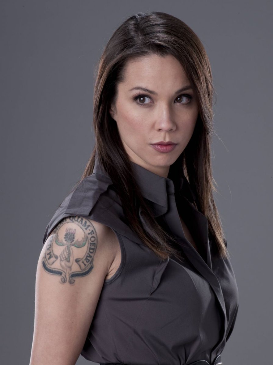ScifiArg's tweet photo. Feliz Cumpleaños 🎂🎁🎈🎉
Happy Birthday #LexaDoig (@LexaDoig) #Stargate #SG1 Dr. #CarolynLam!!!
#StargateSG1 #SG #gueststar #DrLam
#JasonX #Andromeda #Arrow
#HappyBirthday https://t.co/faQX6YTvnD