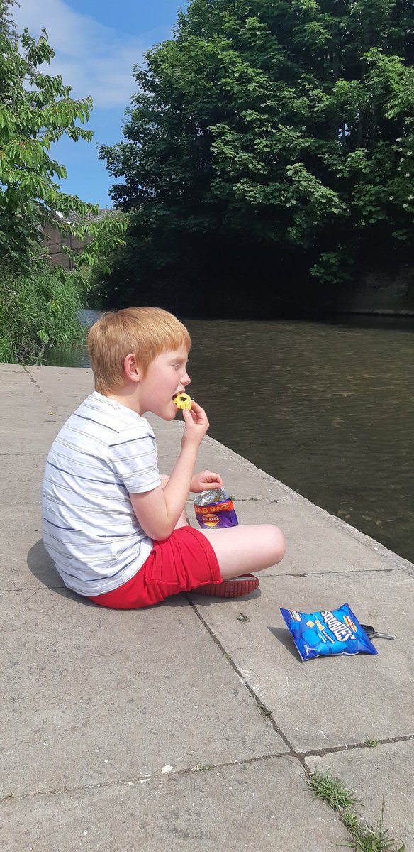 willbartle's tweet photo. Day 9 #30DaysWild - enjoying a snack with the boy next to a #Lincolnshire #chalkstream today discussing #wagtails and #mayflies @LincsWildlife https://t.co/lRddDjeXxA