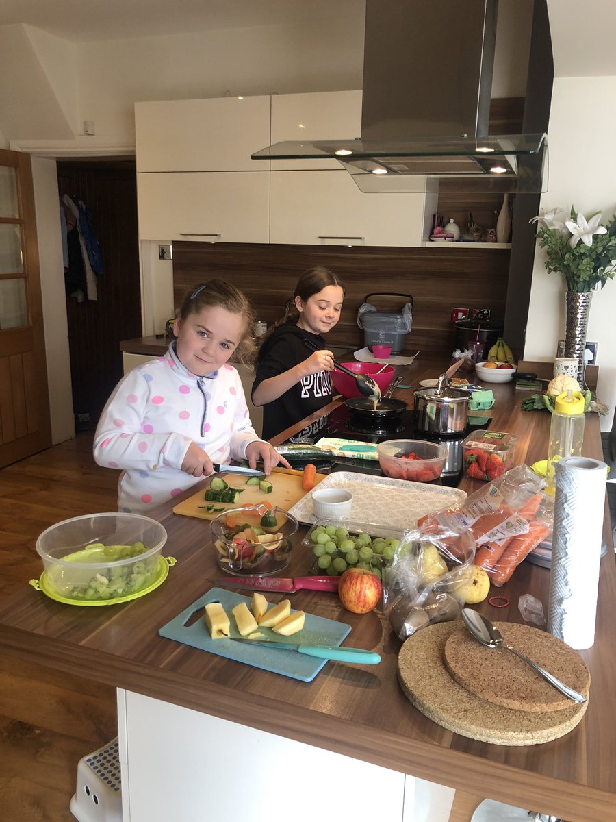 Martha &amp; Ruby making fruit salad, pancakes and a Miss Stix 🤷‍♀️🤣 <a href="/MorayPS/">Moray Primary School</a> <a href="/RudiGold4/">Miss Gold</a> #MorayHealthWeek2020