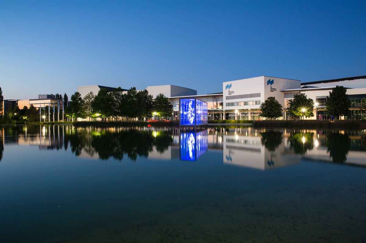 EXPOREAL_Munich's tweet image. This year, we will be transforming #EXPOREAL2020: Instead of a regular trade fair, we are proud to present the EXPO REAL Hybrid Summit where the real and the digital world grow together. More infos will follow!