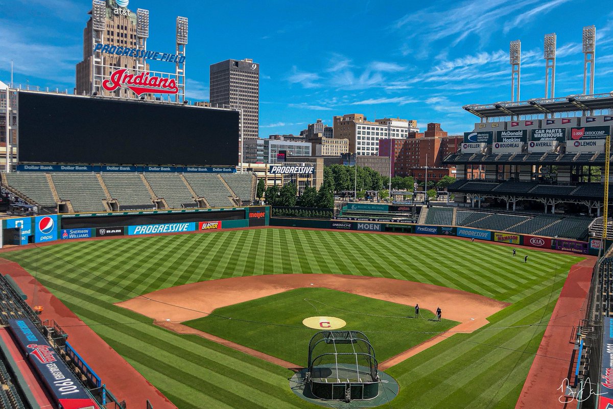 CleGuardians's tweet photo. Field sure does look nice, huh? https://t.co/OaU97PFMCB