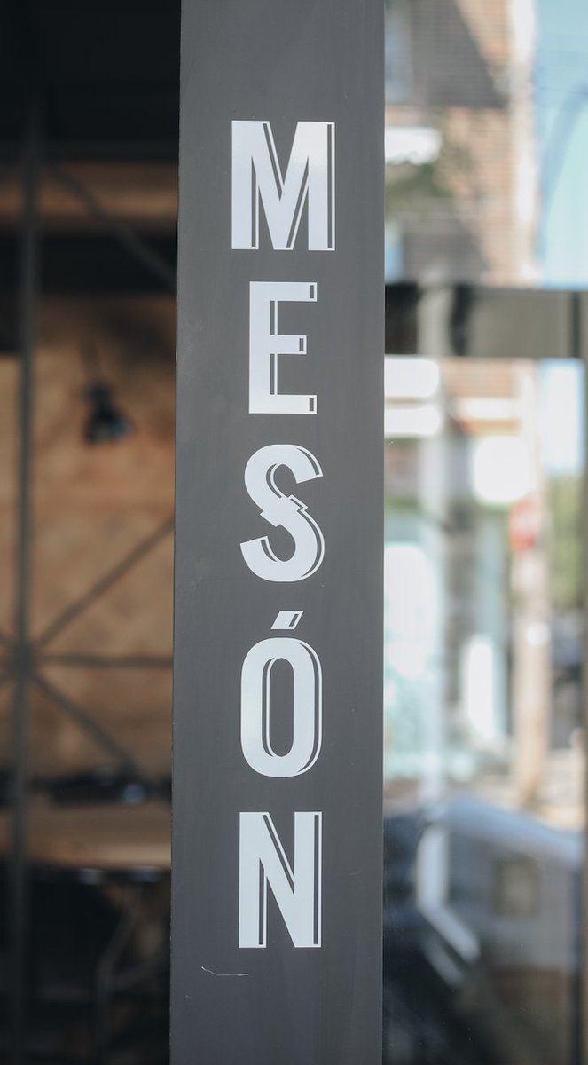Les restaurants de Montréal pourront rouvrir dès le 22 juin 😍! On vous tient au courant et on a hâte de vous retrouver!

En attendant, passez nous voir au Marché Tapeo-Mesón pour des commandes pour emporter. restomeson.com