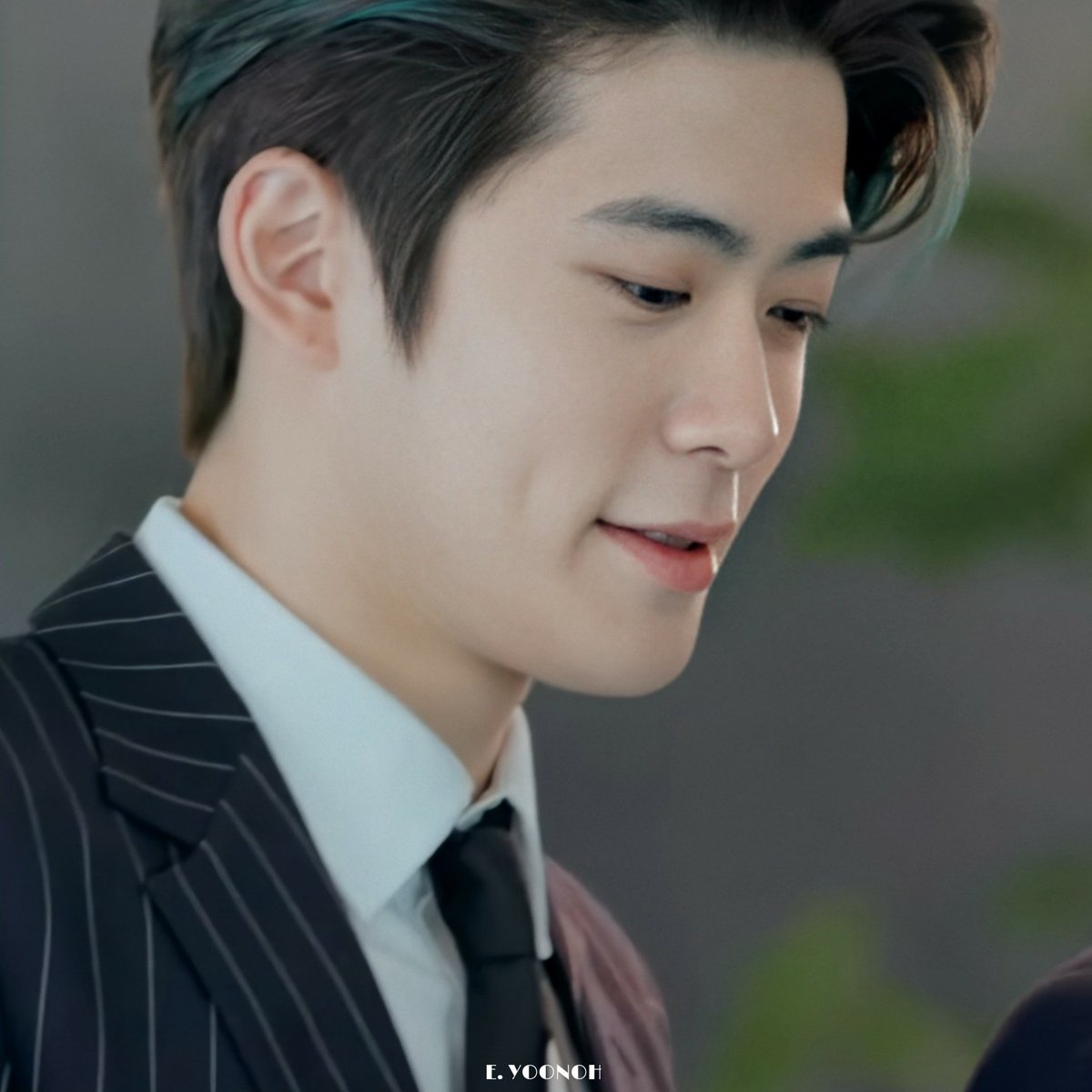 empathyoonoh's tweet image. darling, you look divine!