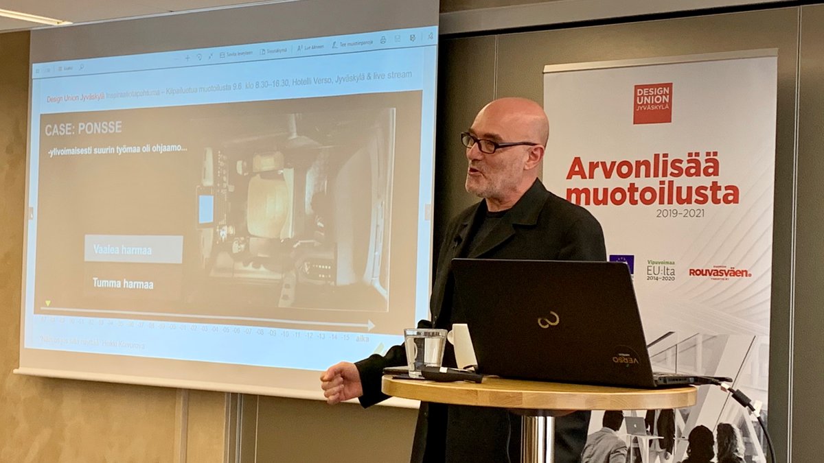 Tänään Jyväskylässä inspiroiduttiin huippuluennoitsijoiden puheenvuoroista Kilpailuetua muotoilusta -tapahtumassa. #tilamuotoilu #brändimuotoilu #bisnesmuotoilu #teollinenmuotoilu #muotoilujohtajuus #designunion #jyväskylä #arvonlisäämuotoilusta #kuopionrouvasväenyhdistys