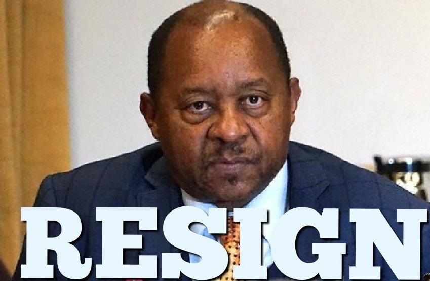 daddyhope's tweet photo. If Zimbabweans are serious, START your PROTESTS HERE on @Twitter

You can’t accuse @nelsonchamisa of not putting you on the streets when you can’t do it here!

Let us start with  #ObadiahMoyoMustGo

Post that on any tweet from Government officials.

Don’t engage them on anything! https://t.co/rHwHl2x2iO