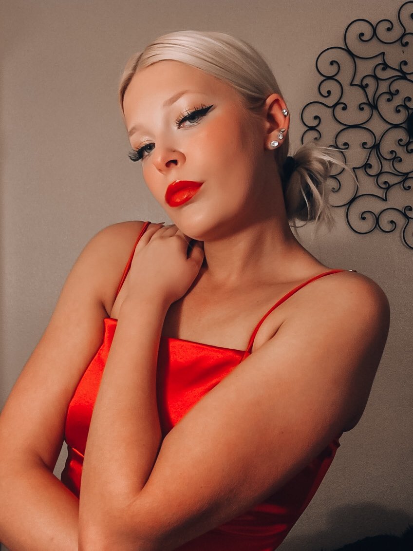 KyKarsten's tweet photo. 𝑭𝒓𝒊𝒆𝒏𝒅𝒍𝒚 𝒓𝒆𝒎𝒊𝒏𝒅𝒆𝒓: 𝒊𝒕’𝒔 𝒇𝒓𝒆𝒆 𝒕𝒐 𝒔𝒑𝒓𝒆𝒂𝒅 𝒍𝒐𝒗𝒆 &amp; 𝒑𝒐𝒔𝒊𝒕𝒊𝒗𝒊𝒕𝒚. 𝑨 𝒍𝒊𝒕𝒕𝒍𝒆 𝒈𝒐𝒆𝒔 𝒂 𝒍𝒐𝒏𝒈 𝒘𝒂𝒚 ❣️ https://t.co/nsvrtLuwZE
